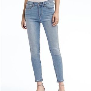 Banana Republic Skinny Ankle Jean in light blue